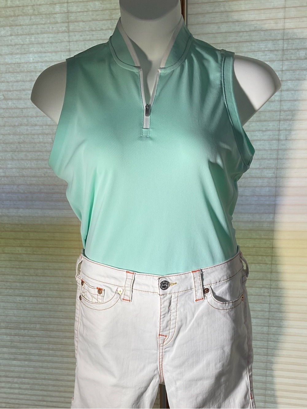 Adidas Women’s Large Sleeveless Golf Polo Top 1/4 Zip GUC - Picture 10 of 10